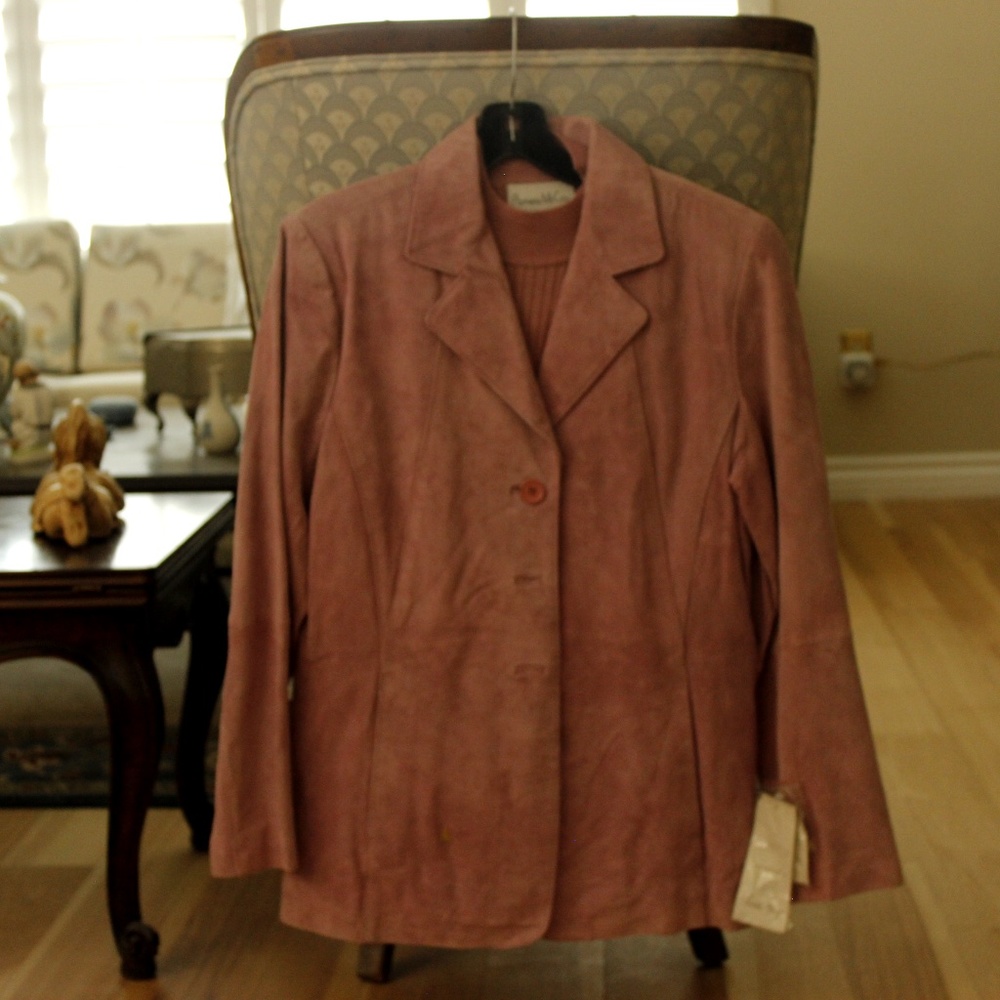 Mauve suede jacket with matching turtleneck